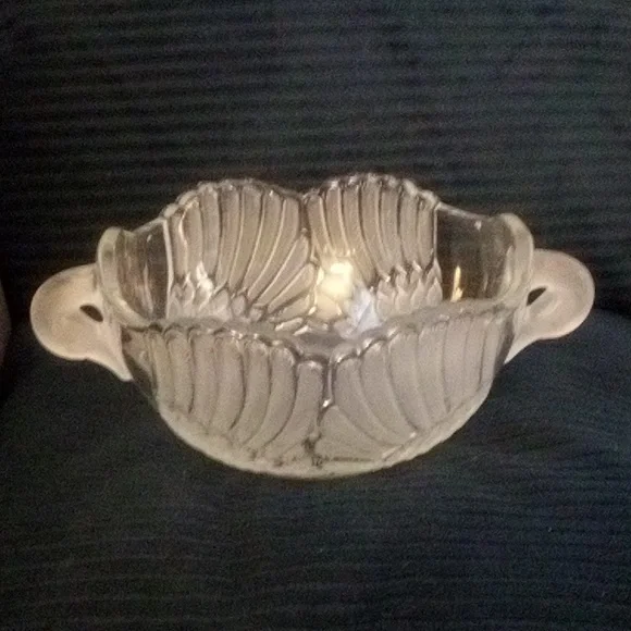 Vintage Mikasa  Walther Frosted Swan Bowl  Elegant Lead Crystal - Picture 8 of 8